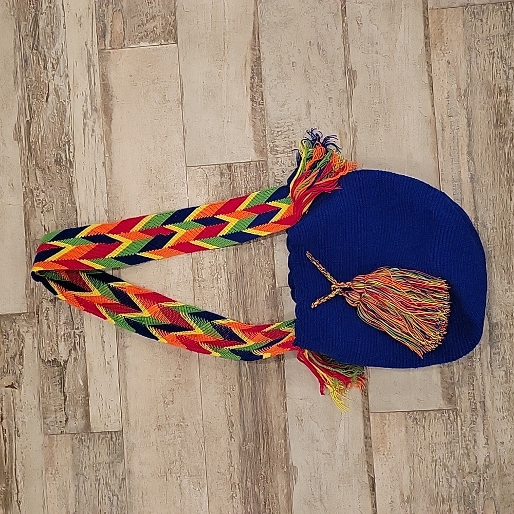 Authentic Handwoven Wayuu Tribe Bag / Handmade in Colombia
